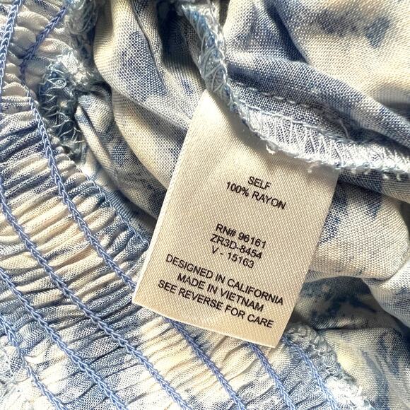 Bebop Romper Sleeveless Tassel Tie Detail Surplice Blue White Print NEW Womens M - Picture 4 of 13